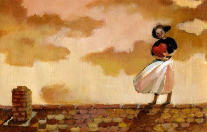 Nainen kantaa sydäntä ja seisoo katolla