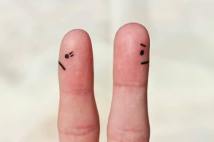 Miksi kannamme kaunaa?