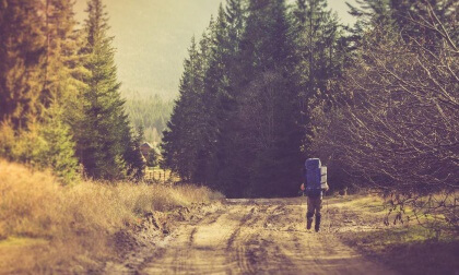 Mies ei anna periksi vaan jatkaa taivallustaan