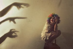 Kun ironia on haitallista