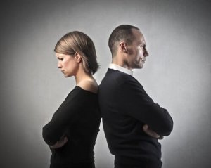 7 syytä sille, miksi onnettomat parit pysyvät yhdessä