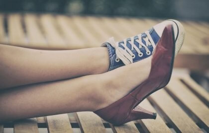 Käänteinen psykologia eriparin kengät