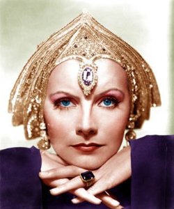 Naistaiteilija Greta Garbo