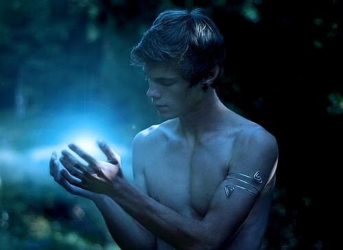 Odottaminen hohtava pallo