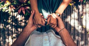 Etäisyys estää minua suutelemasta sinua, mutta ei rakastamasta sinua kaikin voimin