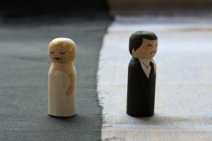 Rakkaudesta vihaan: onko niiden välillä todellakin vain yksi askel?