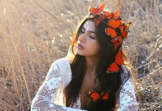 parhaana olo perhoset päässä