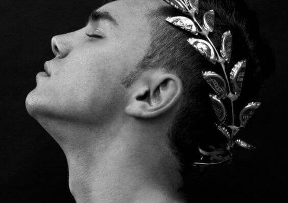 antiikin kreikkalainen mies