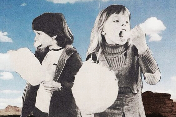 lapset syövät hattaraa