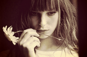 Kun omana itsenään oleminen tuottaa pettymyksen perheelle