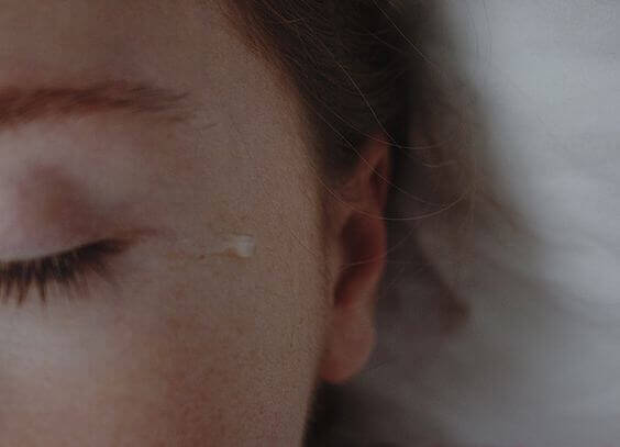 kyynel vierii poskelle