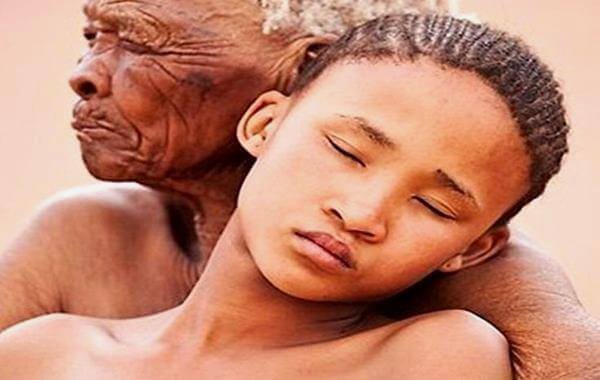 harmoniassa keskenään