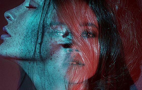 naisen kahdet kasvot