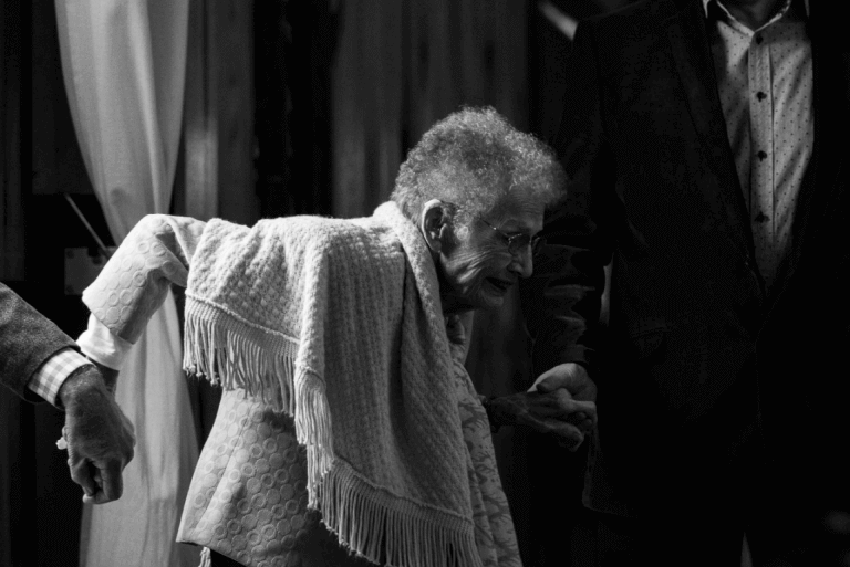 dementia vaikuttaa koko perheeseen