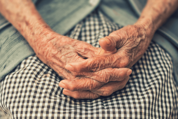 Kuinka dementia vaikuttaa perheeseen: konfliktien käsittely