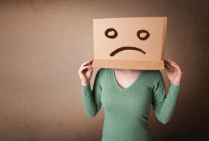 Albert Ellisin yksinkertainen harjoitus häpeän kukistamiseksi