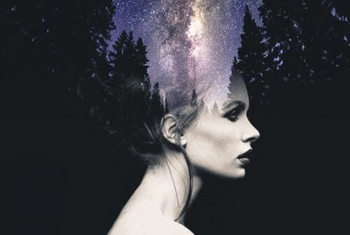 öinen maisema ja nainen