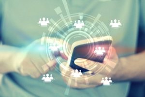 Viraaliuutiset - miten meitä manipuloidaan