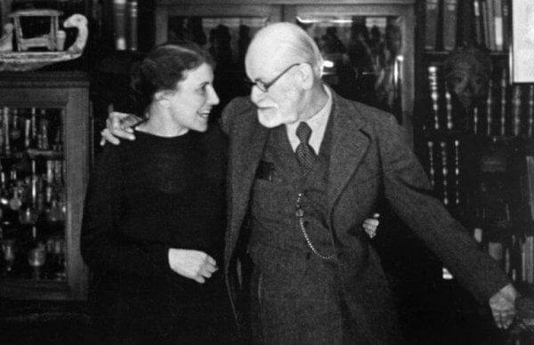 Anna Freud isänsä kanssa