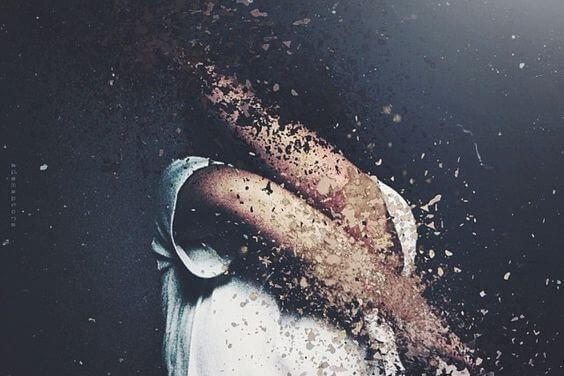 ihminen haihtuu pikseleinä ilmaan