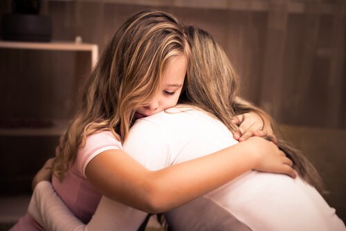 Lapsuuden emotionaalinen tuki auttaa aivojen kehityksessä