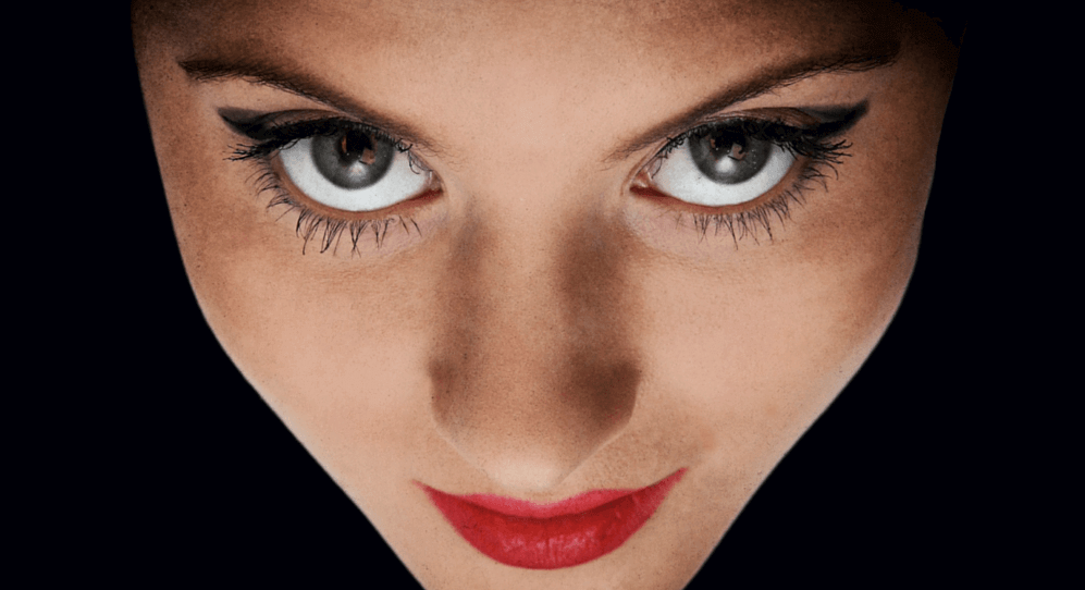 naisen katsekontaktin tulkintaa