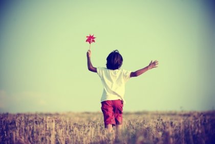 moderni kasvatus ei anna lapsen olla vapaa ja tehdä virheitä