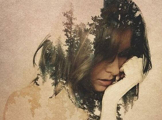 naisen hiukset ovat maisema