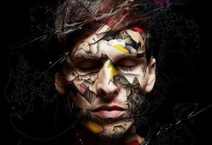 Tunnetko ketään epäluuloisesta persoonallisuudesta kärsivää?