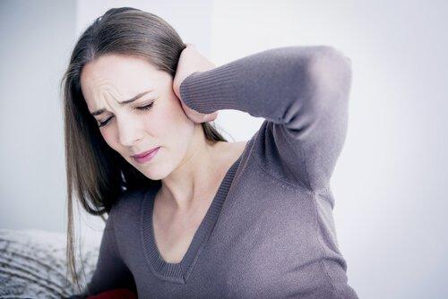 Emotionaalisiin ongelmiin liittyvä tinnitus