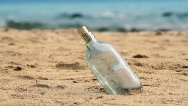 pullo rannalla