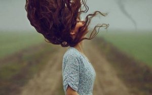 Mitätöivä perhe: kun sinut saadaan uskomaan että olet arvoton