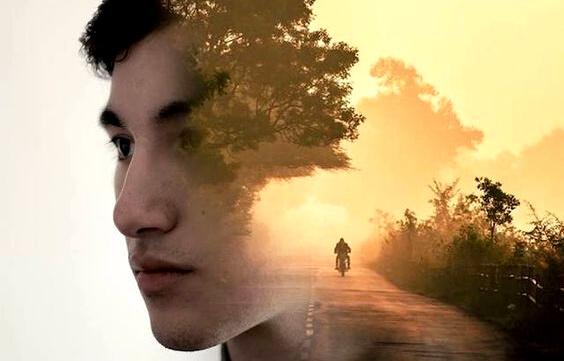 puolet pojan päästä ja ajatus moottoripyörästä