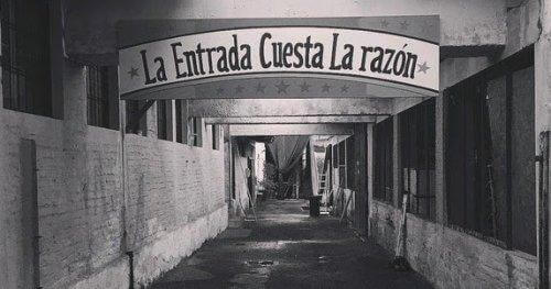 teatteri teoksessa arosusi