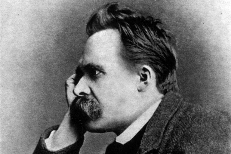 elämän tarkoituksen löytäminen Nietzschen mukaan
