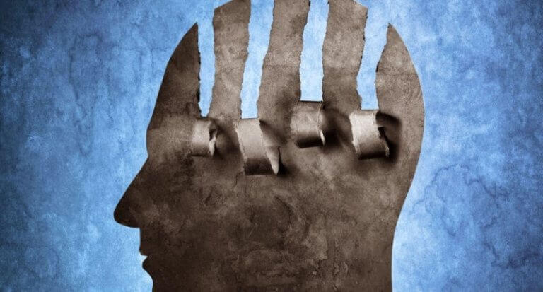 miehen päätä on raastettu