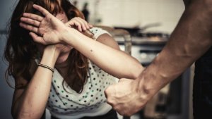 perheväkivallan vaikutukset uhriin ja lapsiin
