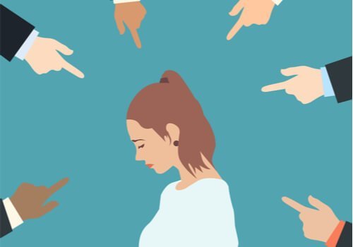 8 tapaa vastustaa kiusausta arvostella ihmisiä