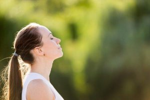 3 harjoitusta ahdistuksen lievittämiseen muutamassa minuutissa
