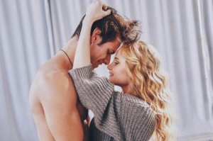 Kuinka sytyttää halu uudelleen parisuhteessa