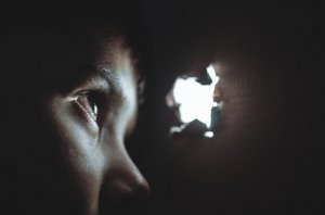 Aivopesu: pakottavia vakuuttamistekniikoita