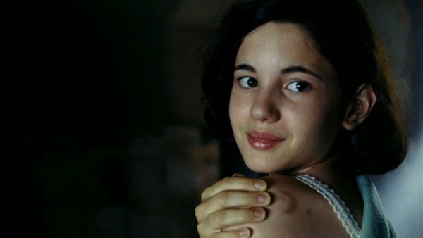 tyttö elokuvassa pan's labyrinth