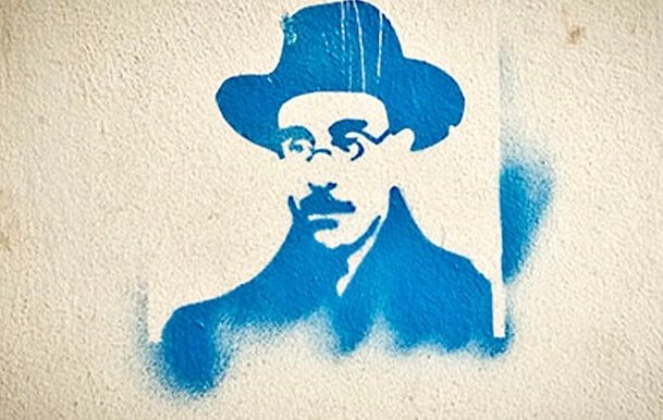 Fernando Pessoa suihkumaalilla