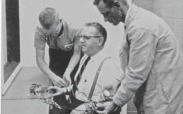 Milgramin koe: avustaja
