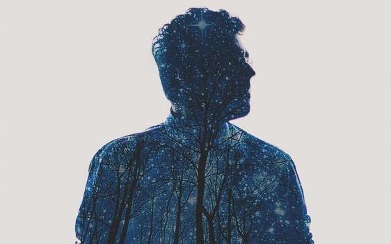 miehen keho on öinen maisema