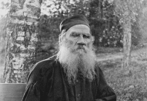 Venäläinen kirjailija Leo Tolstoi