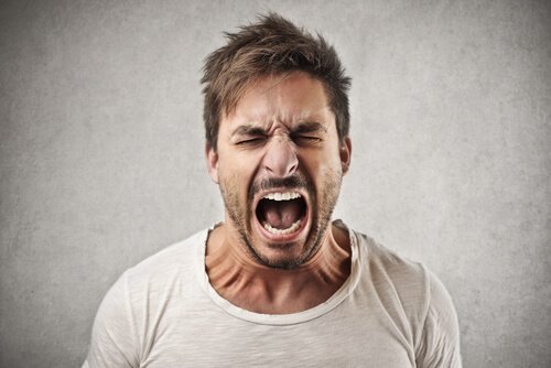 7 toksista käyttäytymismallia: huutaminen