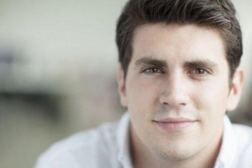 rakastuneen miehen katse