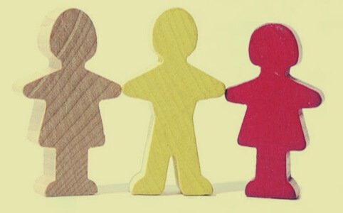 transaktioanalyysi auttaa pääsemään yhteyteen ihmisten kanssa