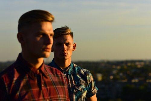 Eriskummallinen kaksosten kaupunki